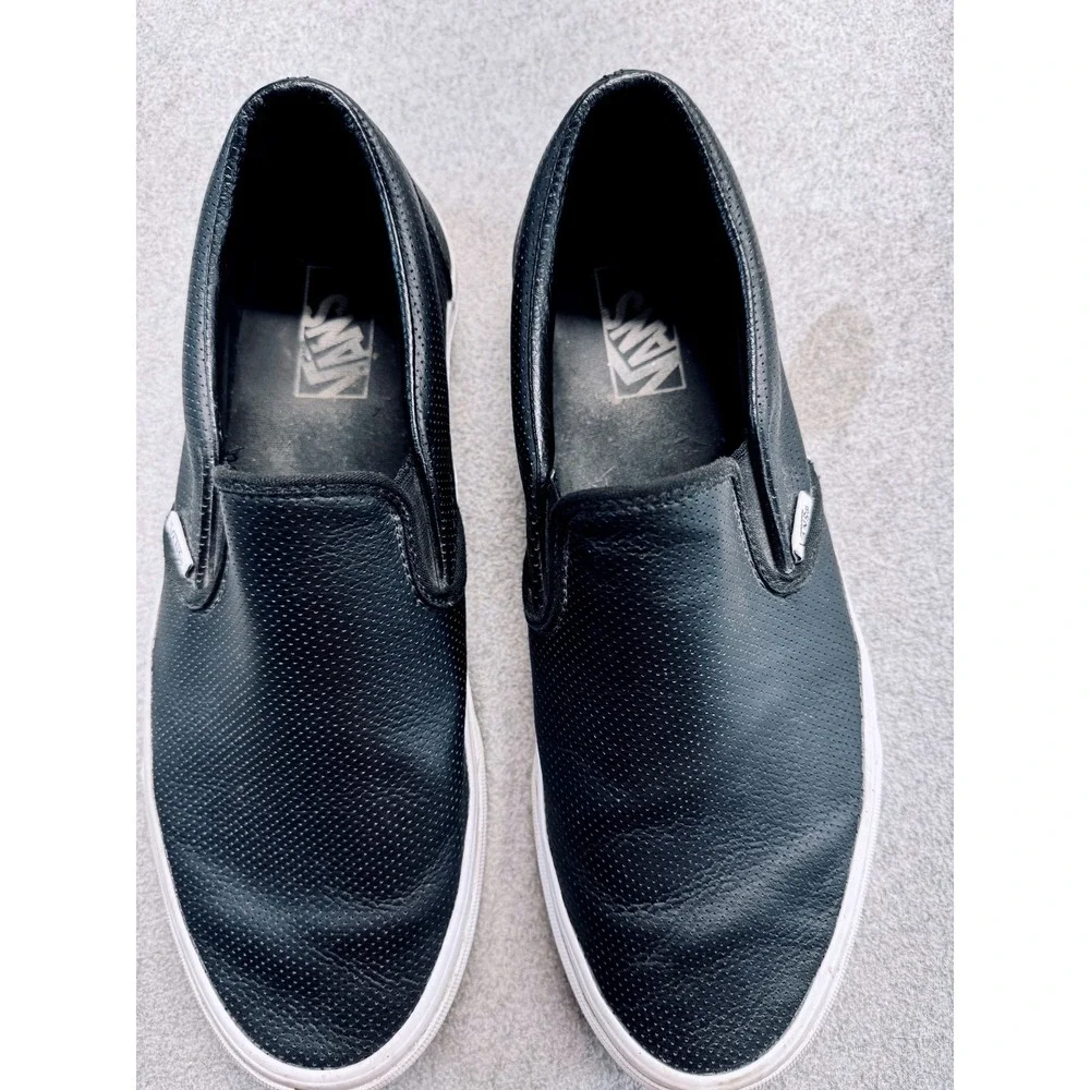 Vans Classic Slip-On Mens 11 Black Perforated Leather Skate Sneakers Streetwear